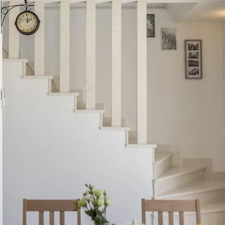 Ancora Villa Podstrana